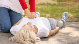 La Importancia de la Reanimación Cardiopulmonar y los Primeros Auxilios: Salvando Vidas en Momentos Críticos